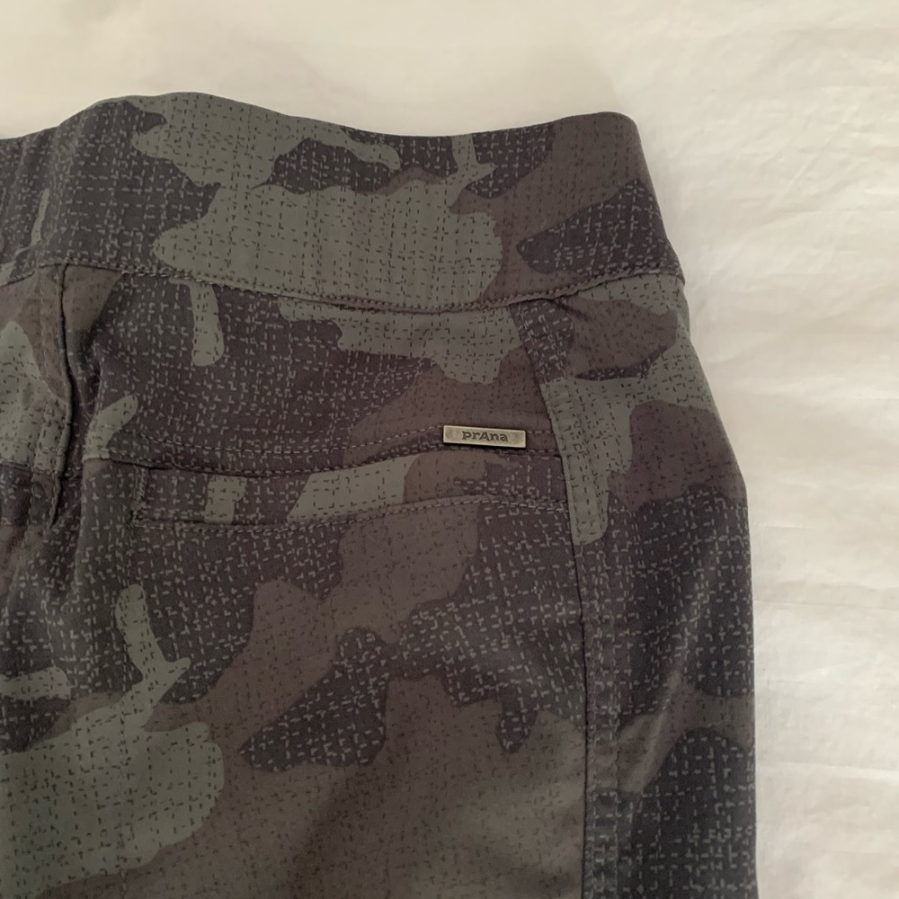 Prana gray camo hiking pants size medium.